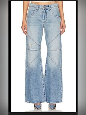 EB Denim Aritzia Bowie Jeans Bootcut/Flare Mid Rise Light Distressing 25 New